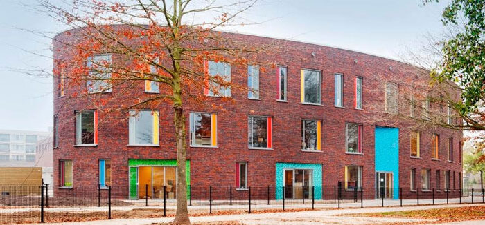 Kinderen Mozaïek Helmond ontmoeten koningin Máxima