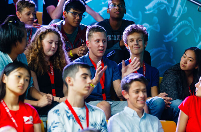 Bram en Ruben van het Strabrecht College  beleven de Young Brainport Summer School