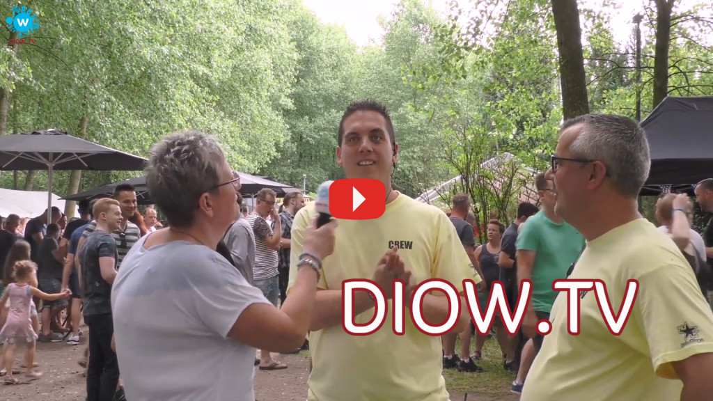 Bierfestival; Beer Burgers and two smoking Barrels (Aftermovie) Ditishelmond.nl Bierfestival; Beer Burgers and two smoking Barrels (Aftermovie) Ditishelmond.nl