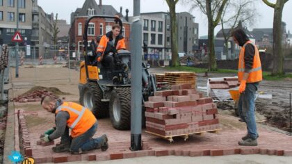 Burgemeester Geukerspark: vrolijk doorwerken ondanks regen en wind