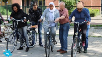 Fietscursus van de LEV groep nu al een succes