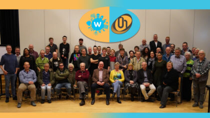 Toost op de samenwerking Omroep Helmond en Ditisonzewijk