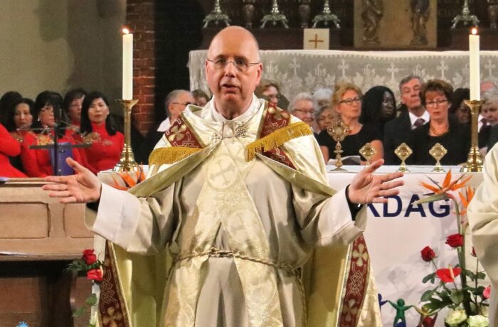 Eucharistievieringen in de Lambertuskerk op YouTube en tv