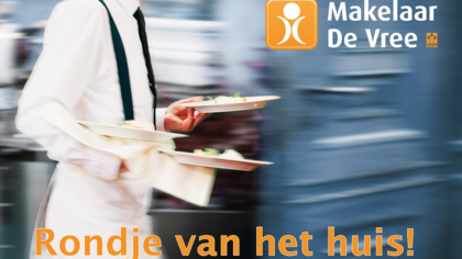 Makelaar De Vree geeft een rondje van het huis