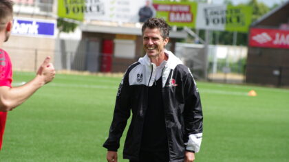 Frank van Kempen blijft assistent-trainer bij Helmond Sport