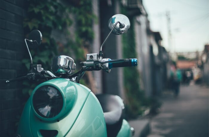 5 tips om veilig op je brommer te rijden