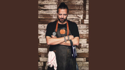 Arjan Kleton met humor én cocktails in Annatheater