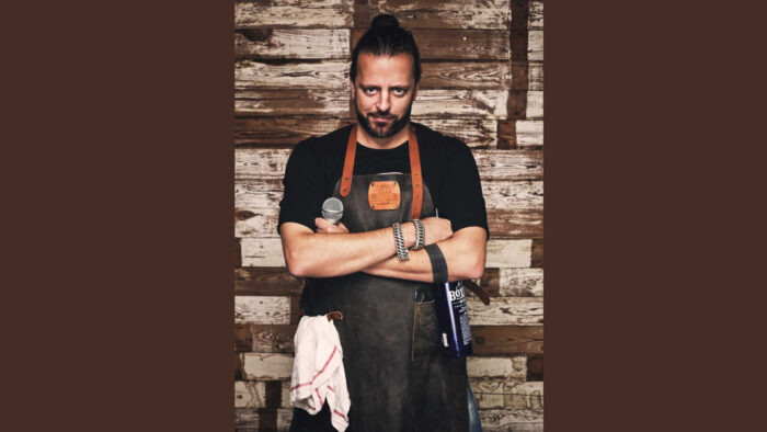 Arjan Kleton met humor én cocktails in Annatheater