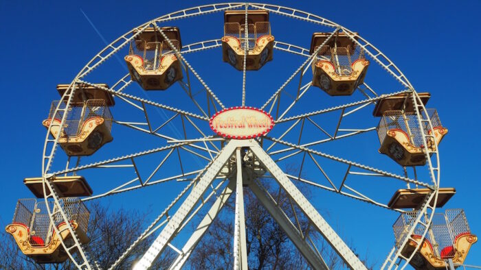 Theater op 18 meter hoogte op Speelhuisplein