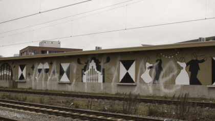 Kunstwerk op Loods 20 al beklad