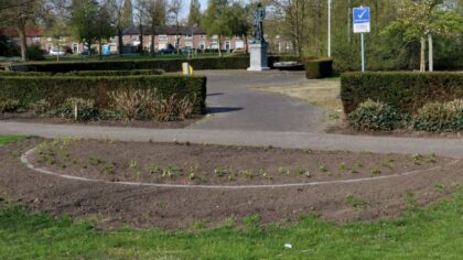 Helmond roept op om bloemen te leggen bij oorlogsmonumenten
