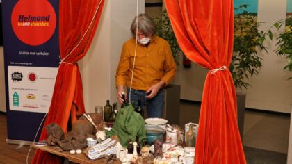 Helmond in 100 stukskes boek gepresenteerd