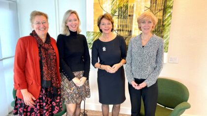 Ambassadeursspeld Méér Muziek in de Klas voor burgemeester Blanksma