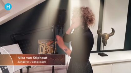 Nika van Stiphout is Artiest van de maand