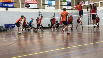 Volleyballers Polaris nemen lastige horde : 3-1 overwinning op Jokers