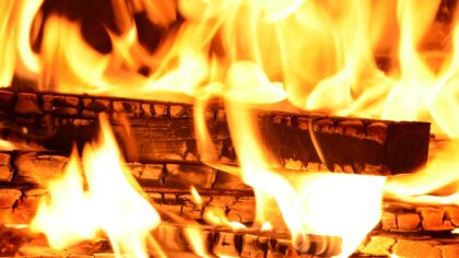 Gemeente Helmond: hout stoken kan overlast geven