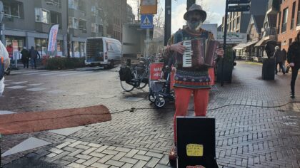 Onverwachte kerstsfeer op de zaterdagmarkt