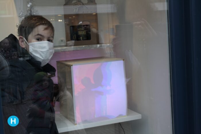 Lichtbox Chain of Hope door leerlingen Jan van Brabant