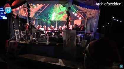 Xmas Sing Along en Wensbomen in Stiphout