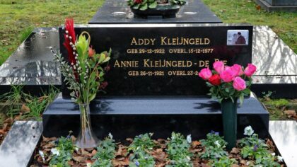Aanbieding Addy Kleijngeld CD aan bewoners