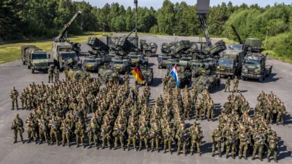 Nederlandse en Duitse luchtverdedigers tekenen overeenkomst