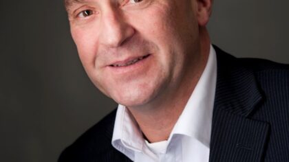 Stef Stevens van D66 pakt na ziekte de draad weer op