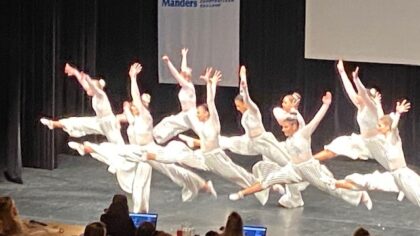 Groot danssportevent dansvereniging X-perience