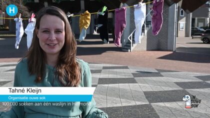 100.000 sokken aan één waslijn in Helmond