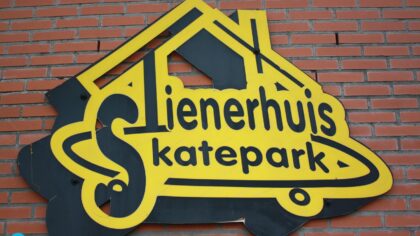Beweegtuin voor senioren bij Tienerhuis
