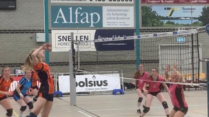 Polaris volleybalsters veroveren koppositie