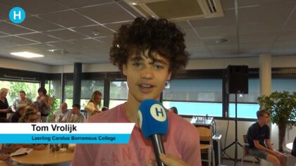 Diverse scholen presenteren het boek Helmond Vertelt Junior