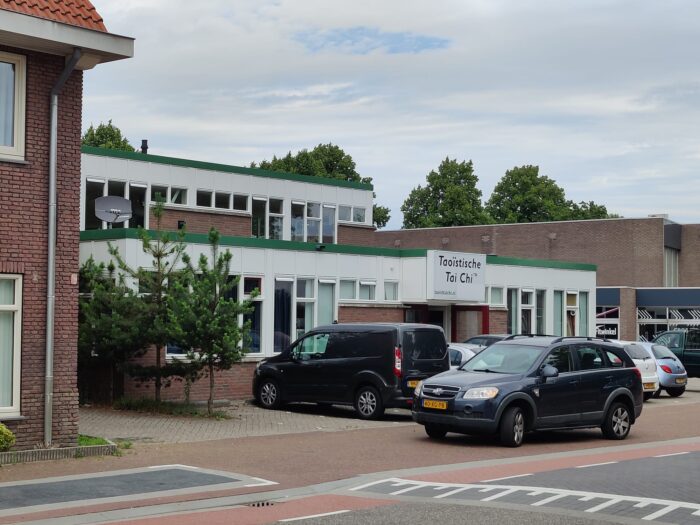 Minderjarige asielzoekers van Mierloseweg naar Torenstraat