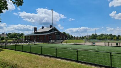 Welke voetbalteams plaatsen zich voor knock-out fase beker