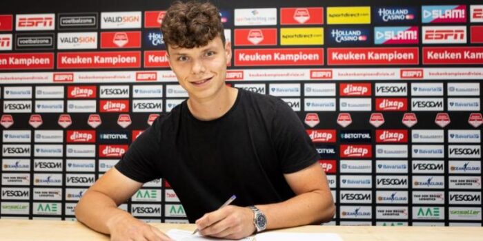 Jonge hoofdtrainer Helmond Sport O13
