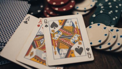 Hoe speel je Baccarat? – De eenvoud heeft dit spel succesvol gemaakt!