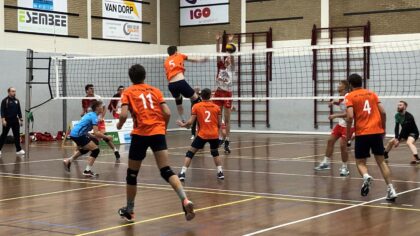 Polaris volleyballers blijven koploper na 4-0 overwinning