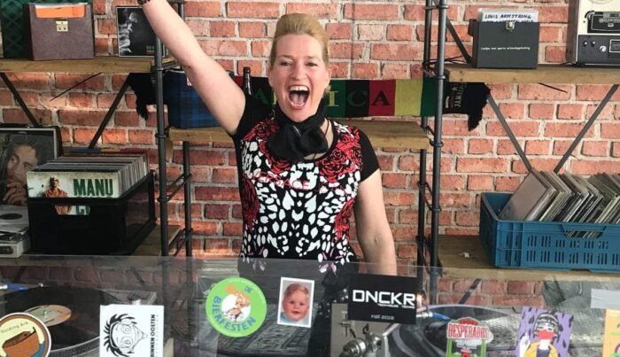 DJ Strictly Stephanie gaat draaien voor goede doel