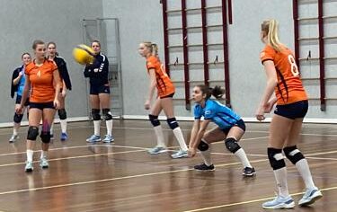 Polaris volleybalsters boeken mooie 4-0 overwinning tegen HHC Hornerhof