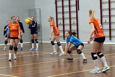 Polaris volleybalsters boeken mooie 4-0 overwinning tegen HHC Hornerhof