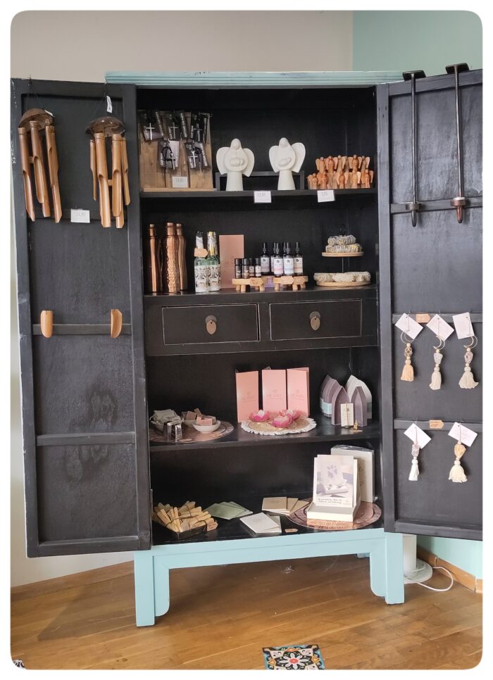 Open huis Tiendas Diferentes en Aluwavu