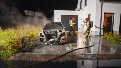 Autobrand aan de Martinalidonk in Helmond