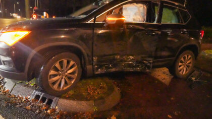Botsing van twee auto’s op Wesselmanlaan