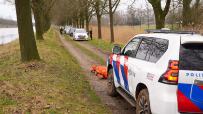Wandelaar vindt dode man in Zuid-Willemsvaart