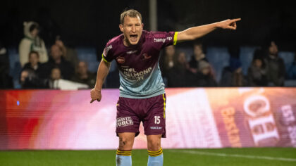 FC Dordrecht maatje te groot voor Helmond Sport