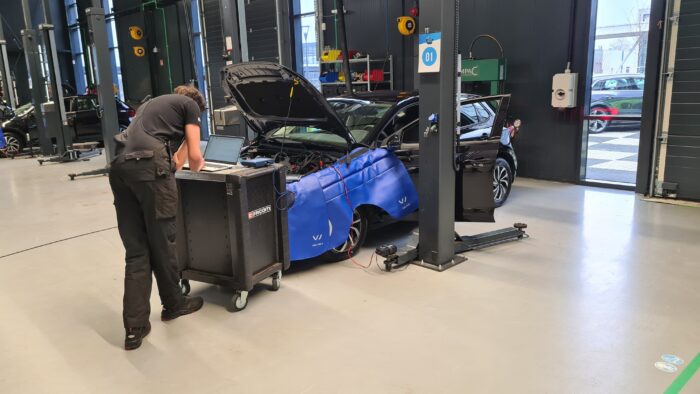Techniekcentrum|Brainport start met unieke opleiding carrosseriebouw   
