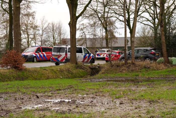 Vermoedelijk drugsafval aangetroffen in stallen Stipdonk
