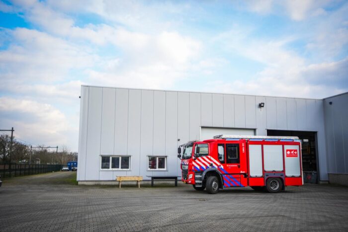 Helmondse brandweer rukt uit voor bedrijfsongeval Deurne