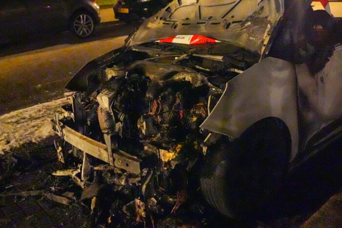 Autobrand in Jan Olieslagerstraat