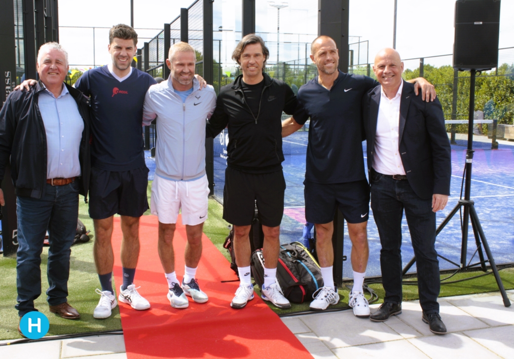 Vier nieuwe padelbanen voor TPC Espendonk in Brouwhuis