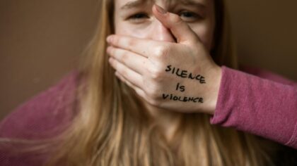 Zelfhulpgroep ‘Liefdesbang’ helpt mensen in toxische relatie